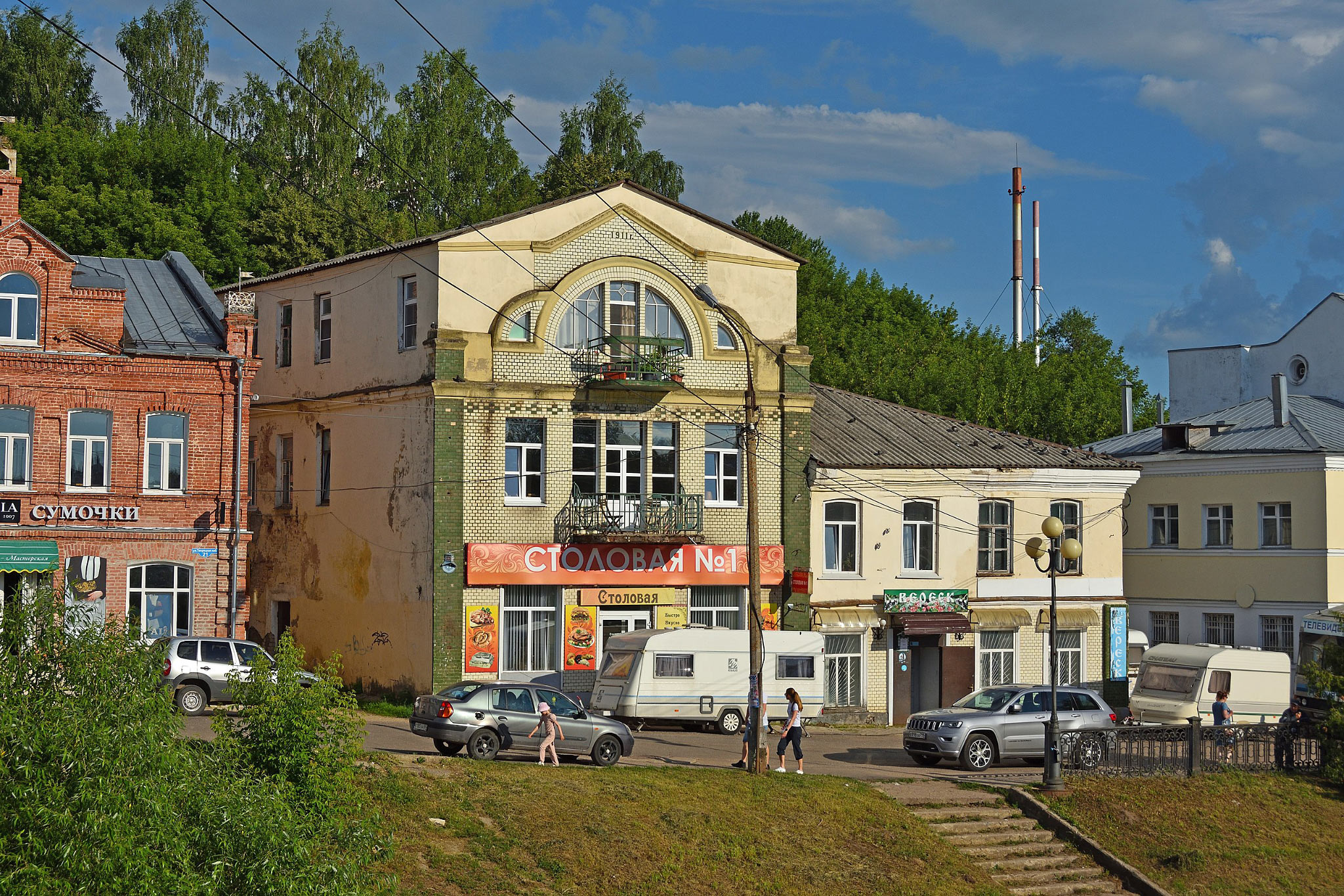 Тверецкая набережная, Торжок (Tveretskaya Embankment, Torzhok)